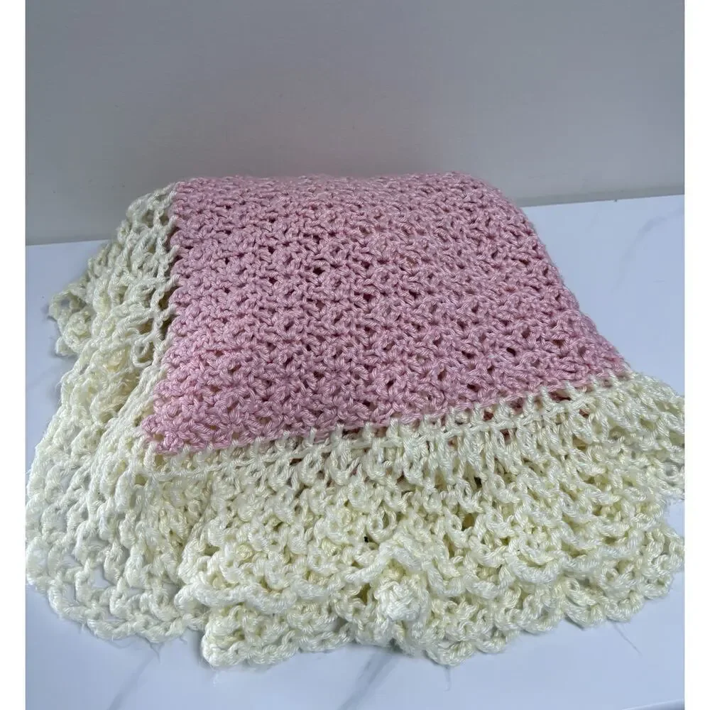 Handmade Crochet Baby‎ Blanket Pink Cream Ruffle Border Soft Yarn 44x29